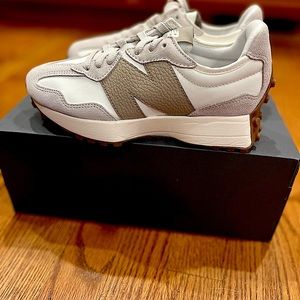 New Balance 327 Lifestyle sneakers
